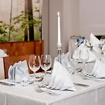 Hotel Economy Savonia 3*
