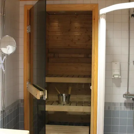 Economy Savonia Hotel 3*