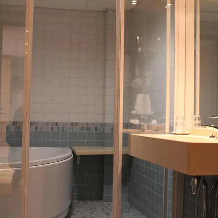 Economy Savonia Hotel 3*