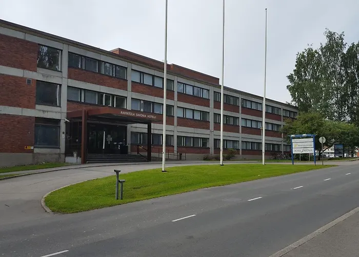 Economy Savonia فندق 3*