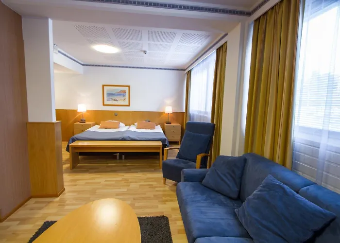 Economy Savonia فندق 3*