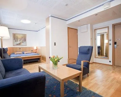 Economy Savonia فندق 3*